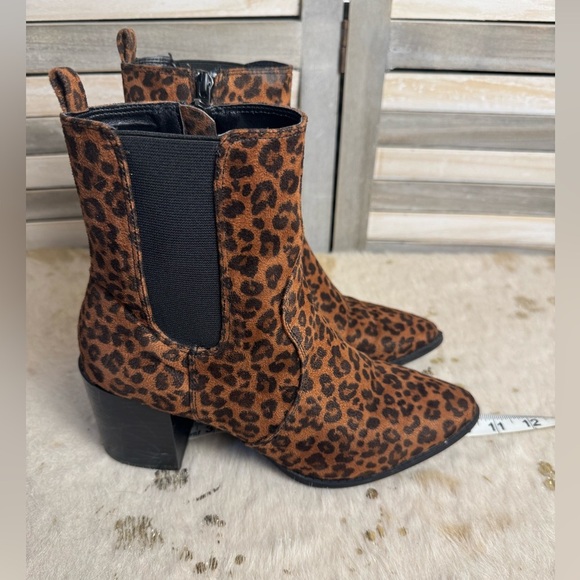Express Leopard Print Ankle Boots - Size 10 - Picture 9 of 12